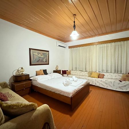 Grandpas House Hotel Gjirokastër Eksteriør billede